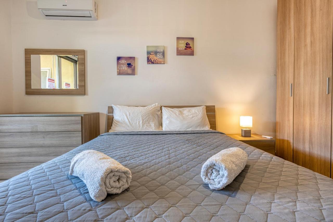 Entire Apartment For Your Holiday Tal-Hriereb Exterior foto