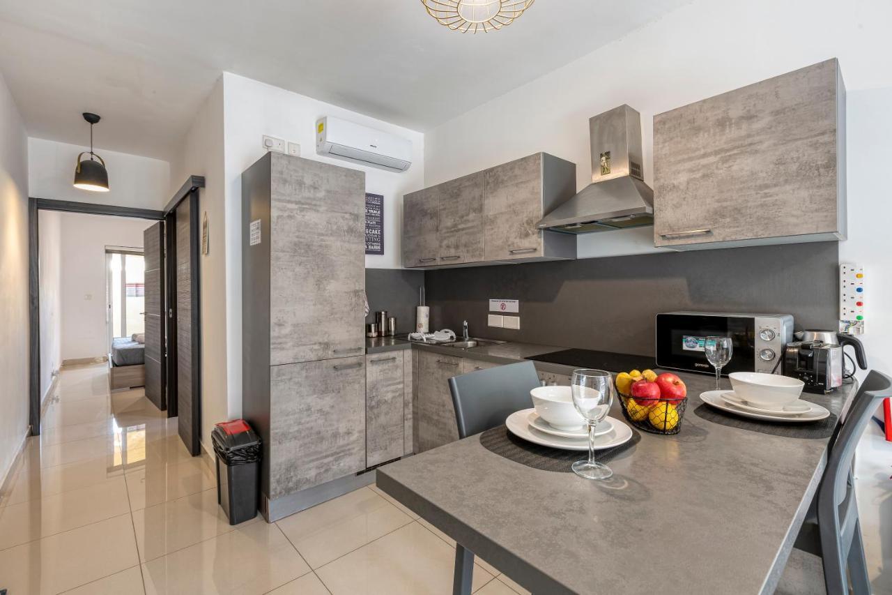 Entire Apartment For Your Holiday Tal-Hriereb Exterior foto