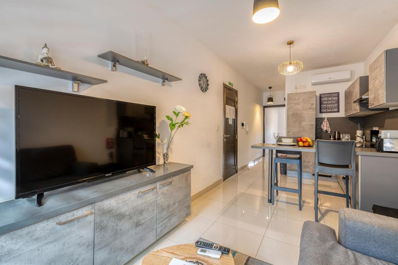 Entire Apartment For Your Holiday Tal-Hriereb Exterior foto